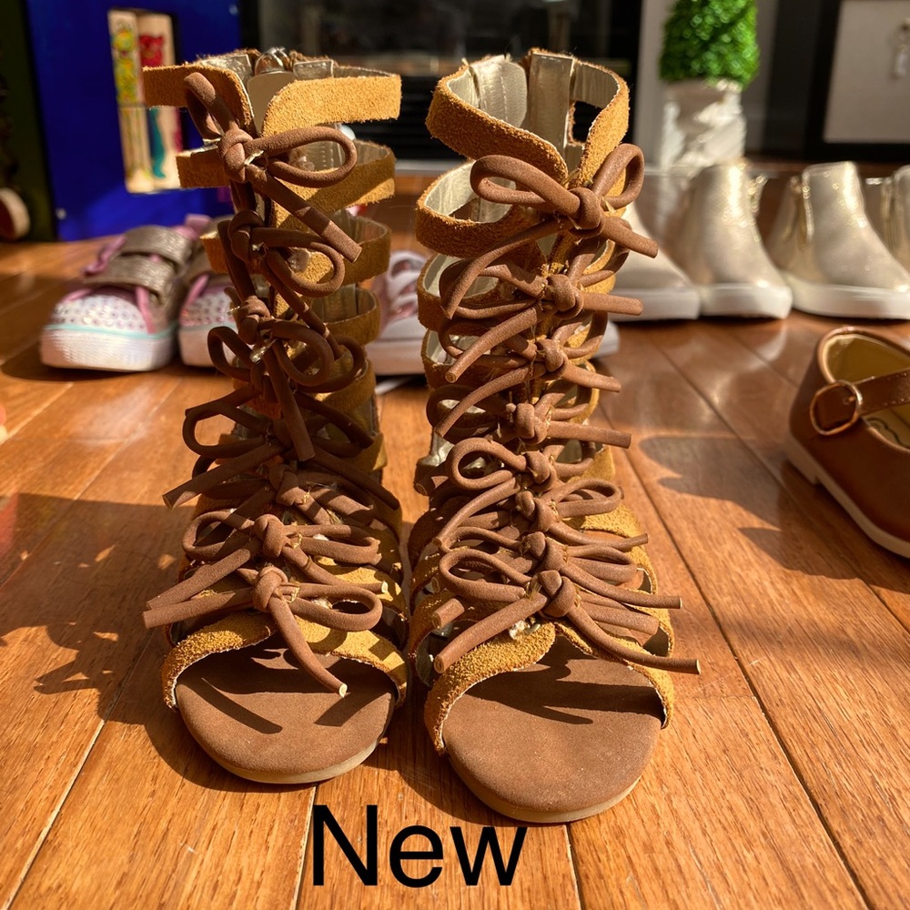 Kids gladiator sandals